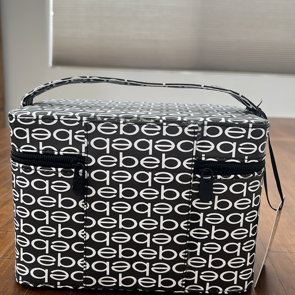 BEBE - NWT- MAKEUP - TRAINCASE. RAISED RHINESTONE WRITING. BLK & WHITE NAME LOGO - Picture 8 of 8